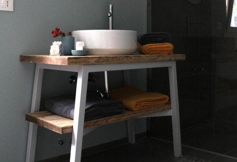 高级大房间, Il Gabbiano Giallo