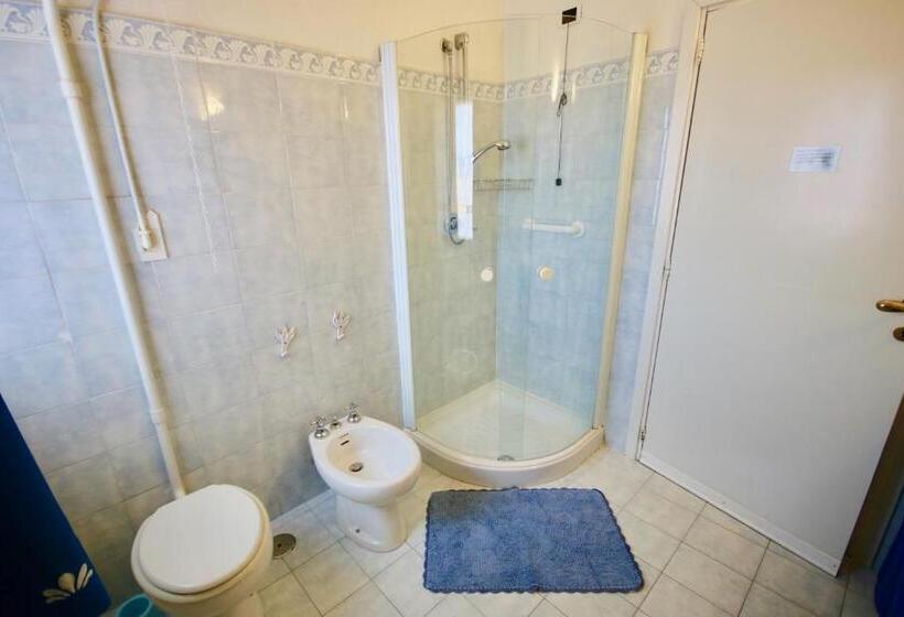 スタンダードルーム, Il Profumo Di Ginestre