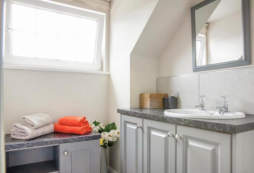 חדר משפתחתי סופריור, The Ridgewood Lodge