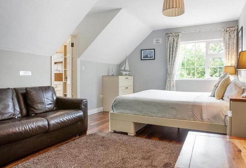 חדר משפתחתי סופריור, The Ridgewood Lodge