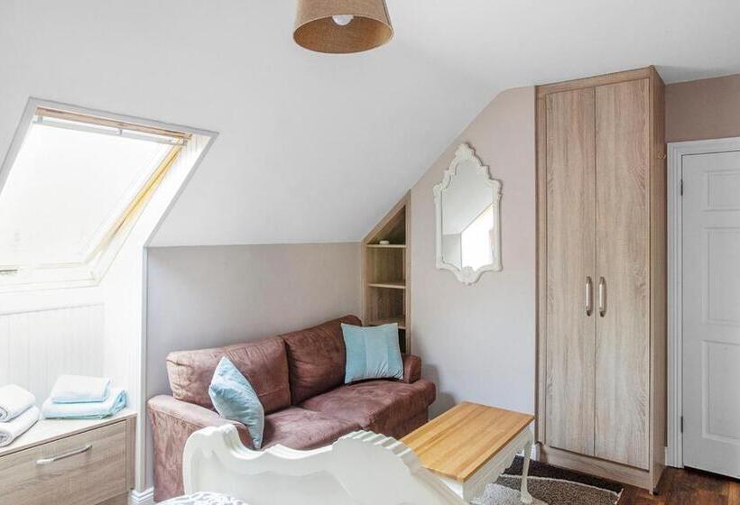 חדר דלוקס, The Ridgewood Lodge