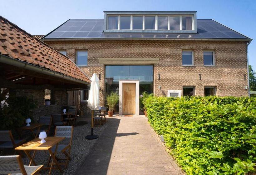 اتاق استاندارد با بالکن, Tweezeven