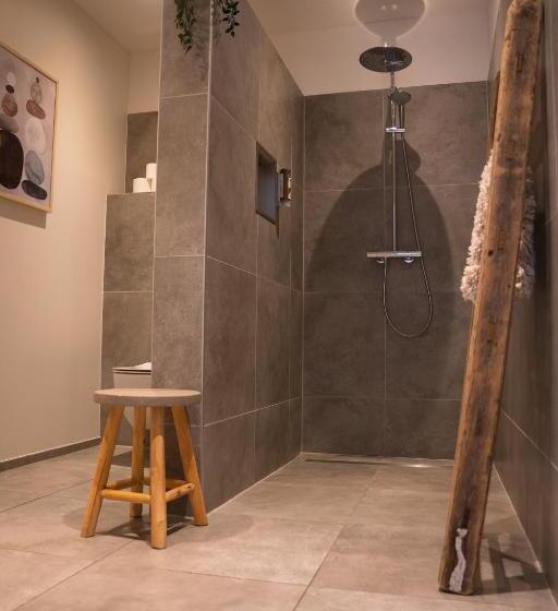 اتاق استاندارد, Tweezeven