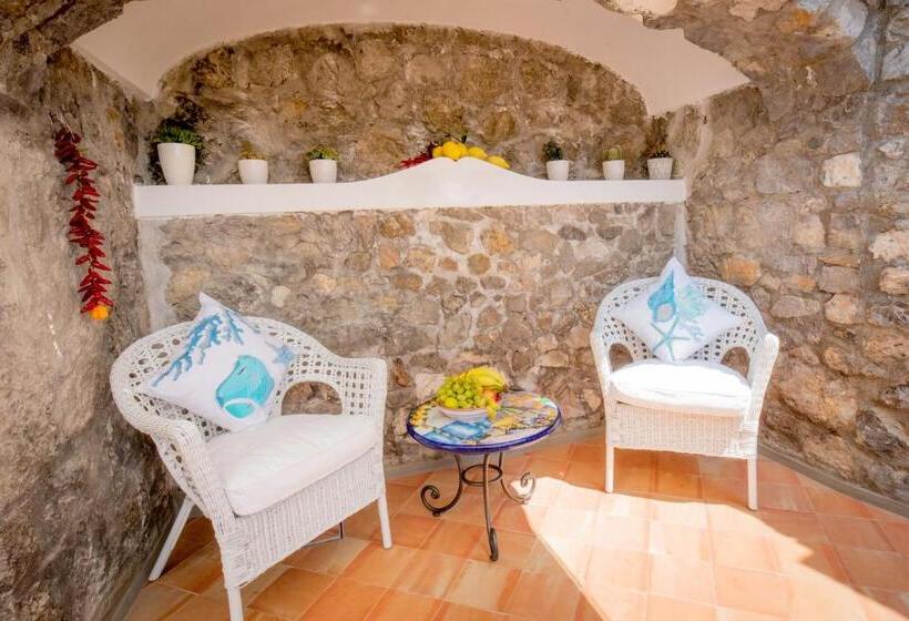 Pokój Standard Widok Morze z Balkonem, Villa Viviani
