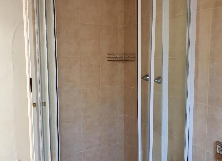 חדר קומפורט, New Beginnings B&b