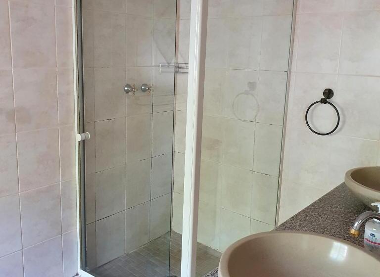 חדר קלאסי מיטת קינג סייז, New Beginnings B&b