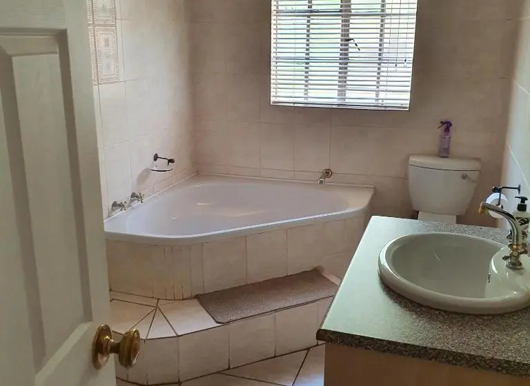デラックスルーム, New Beginnings B&b