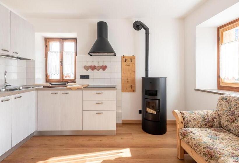 غرفة قياسية مزوَّدة بشُرفة, La Gerla Casa Vacanze Dolomiti