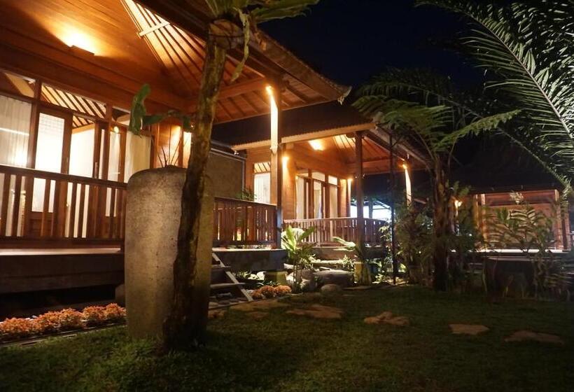 Habitació Deluxe amb Balcó, Mirah Guest House