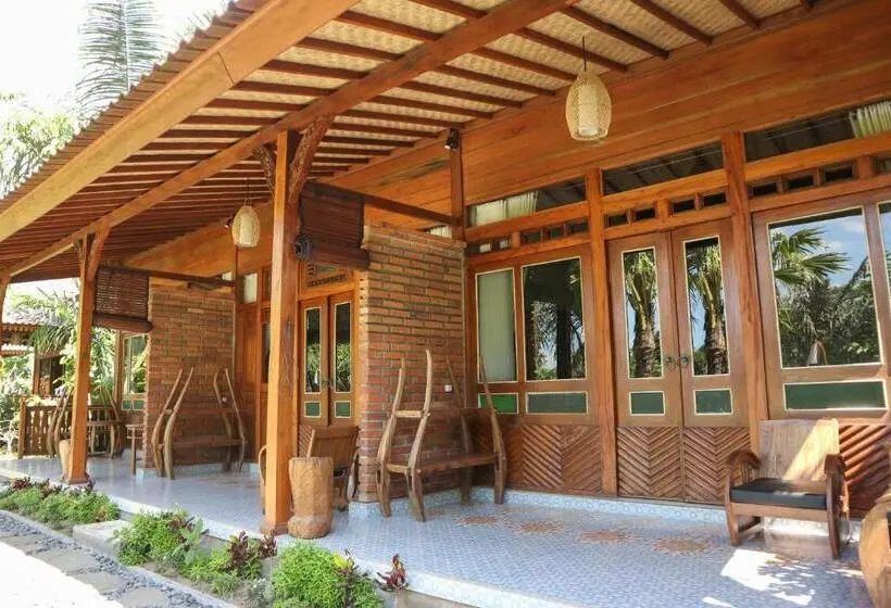 ガーデンビュースタンダードルーム, Mirah Guest House