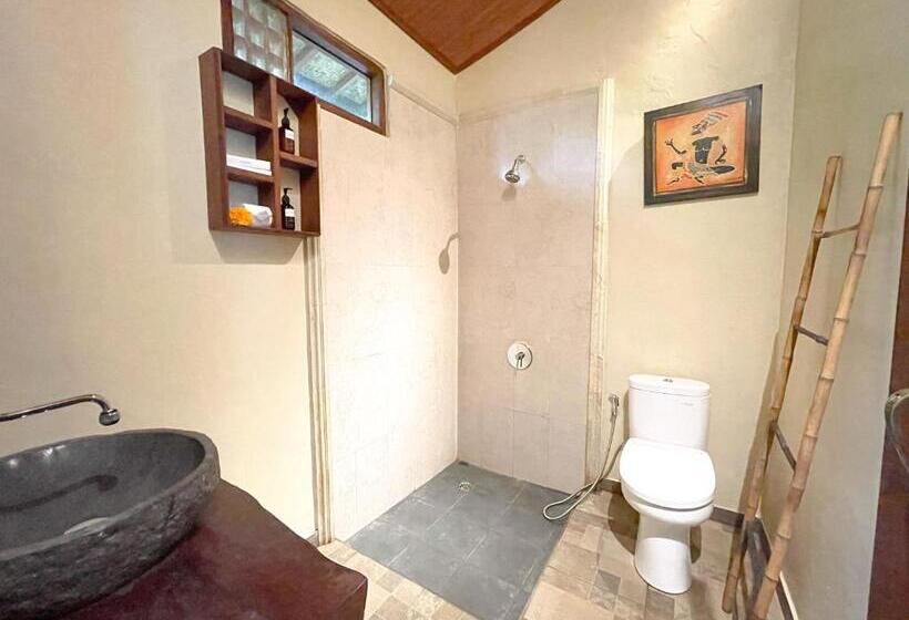 标准房带园景, Mirah Guest House