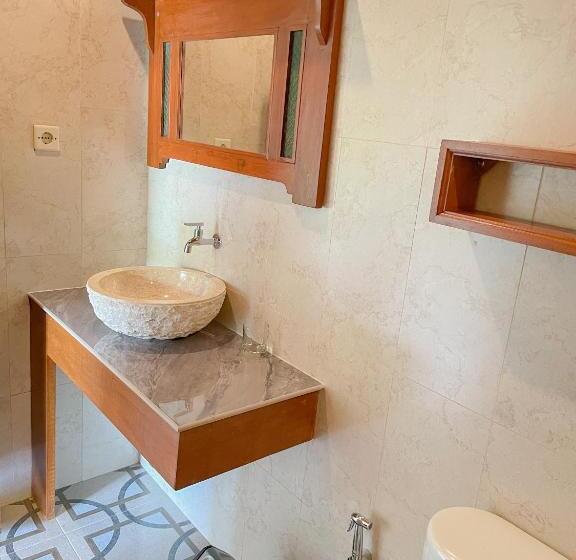 Habitació Estàndard amb Terrassa, Mirah Guest House