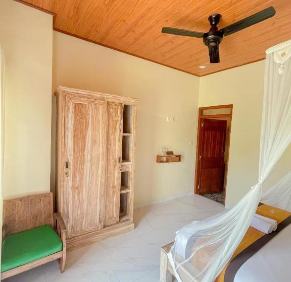 Habitació Estàndard amb Terrassa, Mirah Guest House