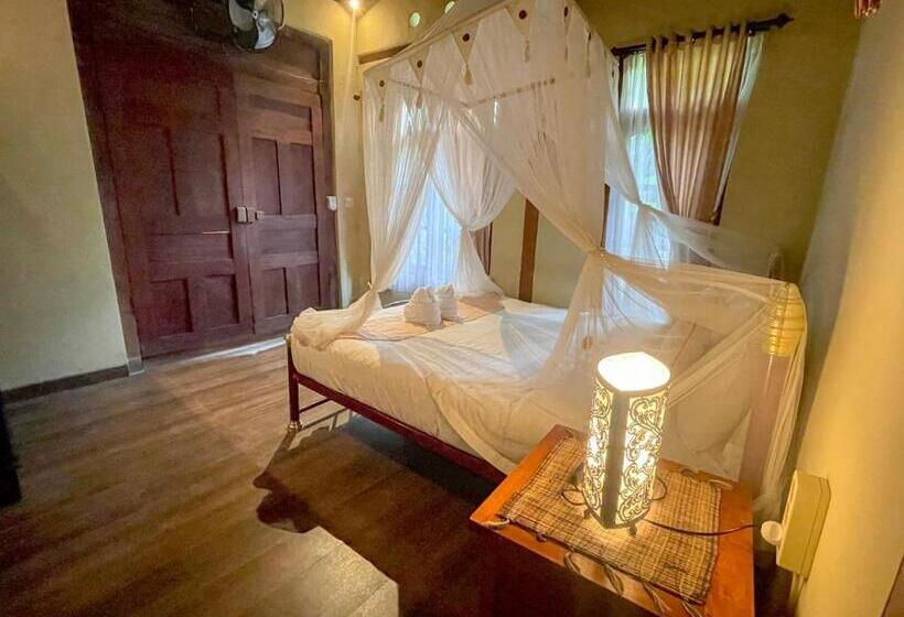 Habitació Superior, Mirah Guest House