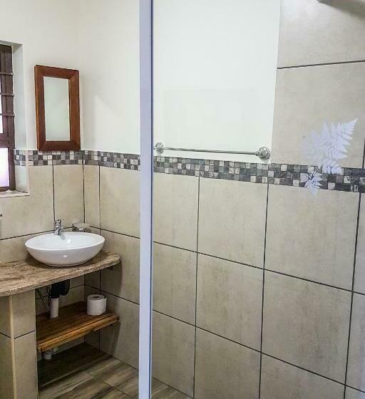 קוטג' דלוקס, Mtunzini Bnb