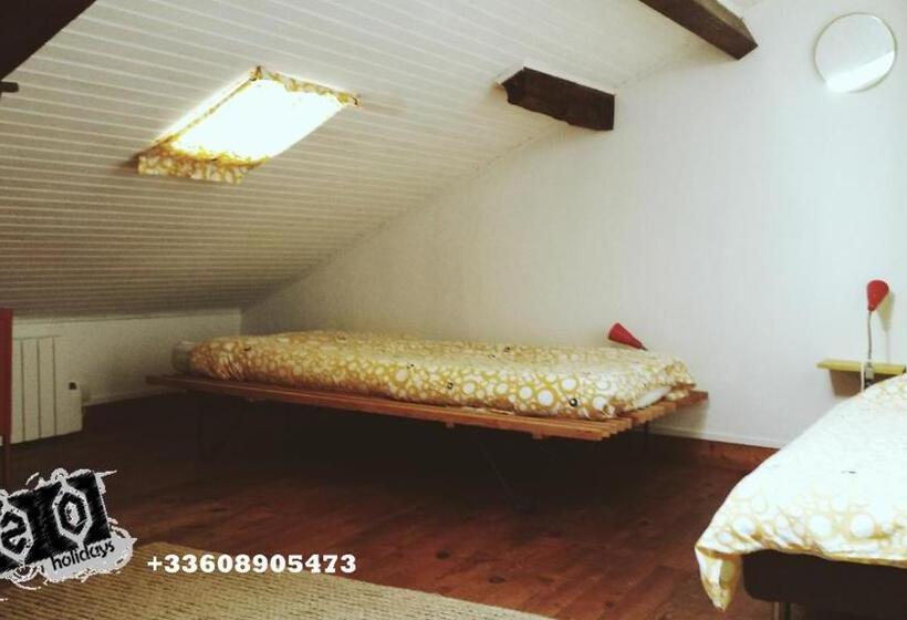 Номер Стандарт Трехместный, H2oholidays   Auberge De Jeunesse   Youth Hostel