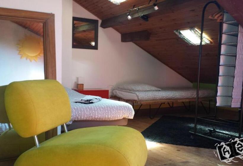 Четырехместный Номер Стандарт, H2oholidays   Auberge De Jeunesse   Youth Hostel
