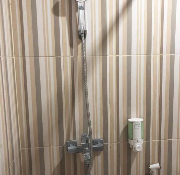 Номер Стандарт с Террасой, Grand Krakatau Hotel Serang