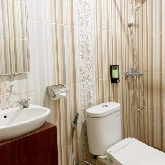 스탠다드 룸, Grand Krakatau Hotel Serang