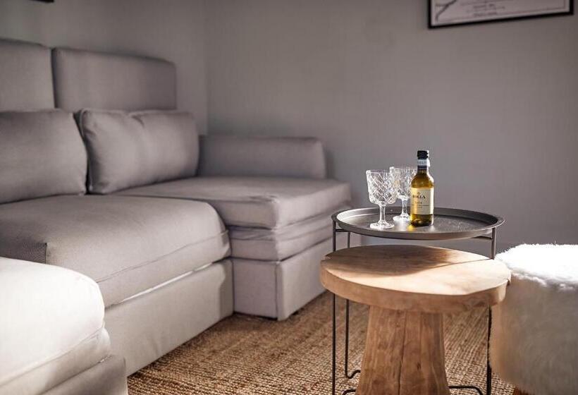 منزل غرفة نوم واحدة, Huisjes Aan De Amstel   Your Home Away From Home