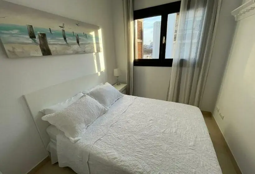 سوئیت رویال, Royal Suites Estepona
