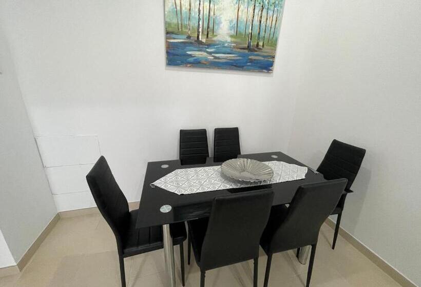 جناح ملكى, Royal Suites Estepona