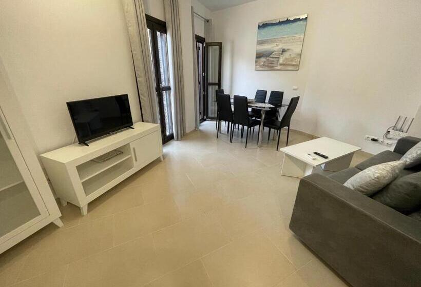 סוויטת ג'וניור עם מרפסת, Royal Suites Estepona