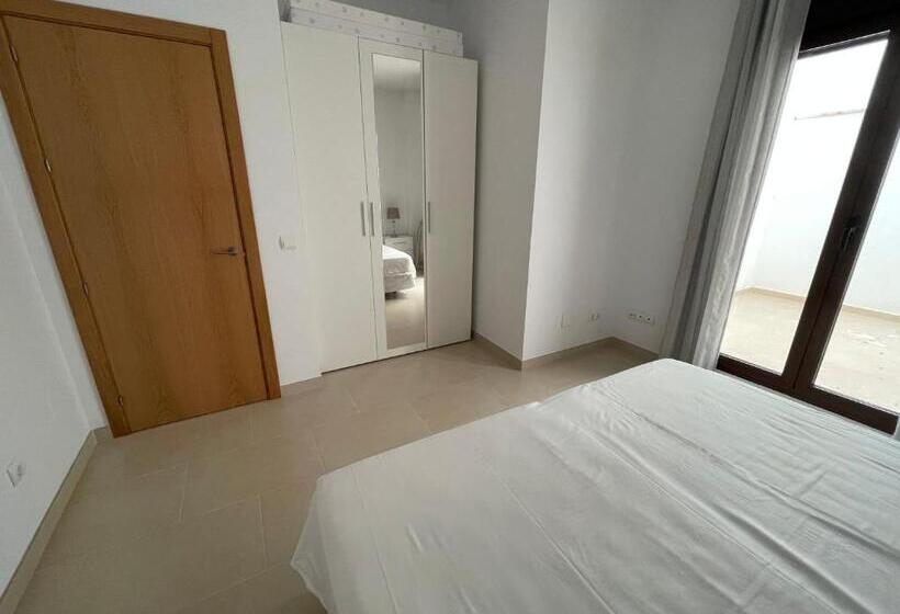 סוויטת ג'וניור עם מרפסת, Royal Suites Estepona