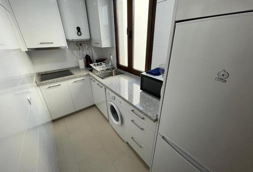 סוויטה מלכותית, Royal Suites Estepona