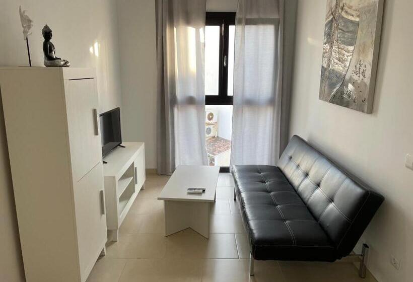 דירת חדר, Royal Suites Estepona