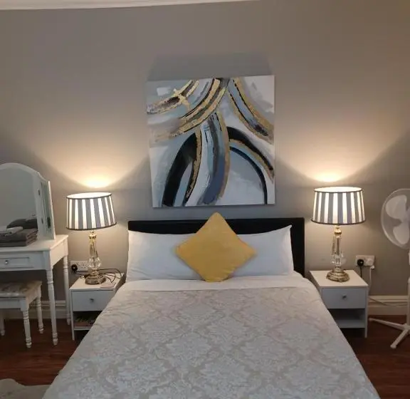 اتاق استاندارد, Gabriel Guesthouse