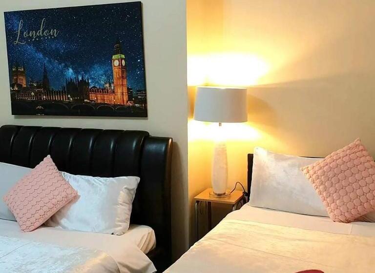 패밀리 룸, Gabriel Guesthouse