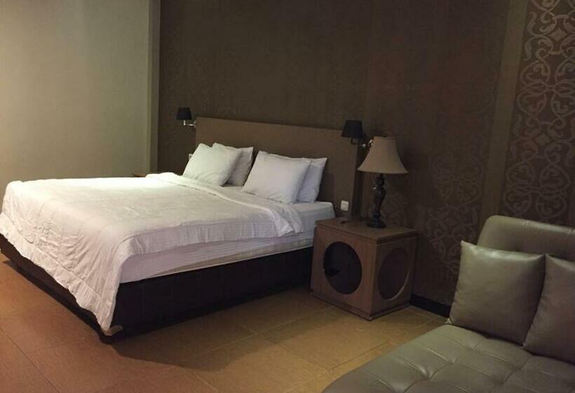 디럭스 룸, Narisha Guesthouse