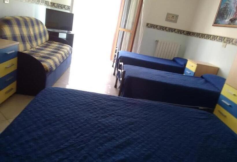 스탠다드 트리플 룸, Al Centro