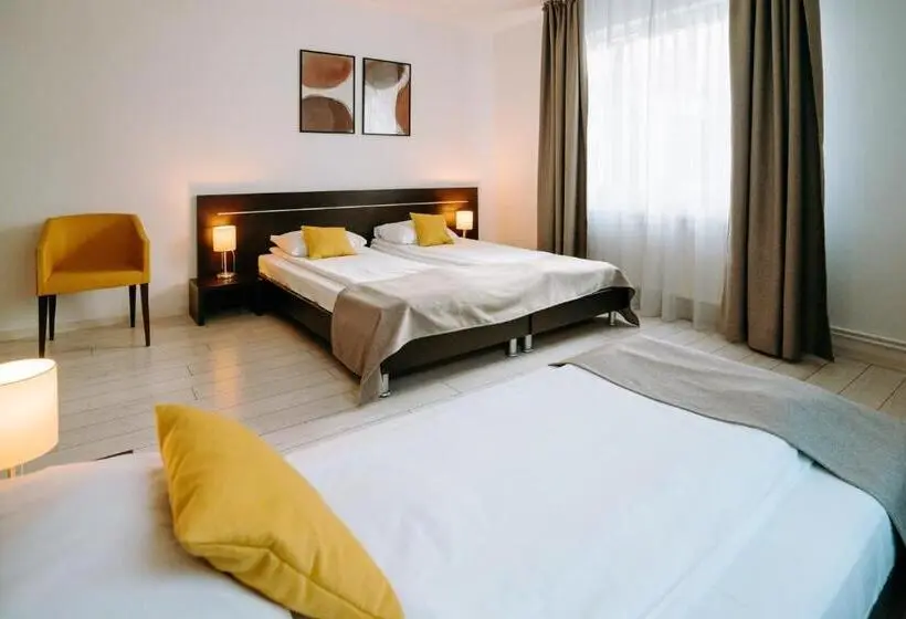اتاق استاندارد سه نفره, Vila Anca