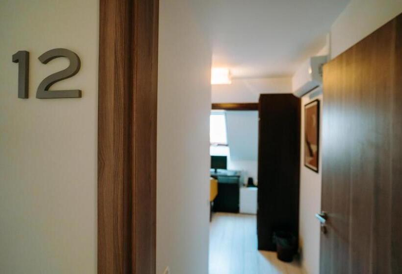اتاق استاندارد یک نفره, Vila Anca
