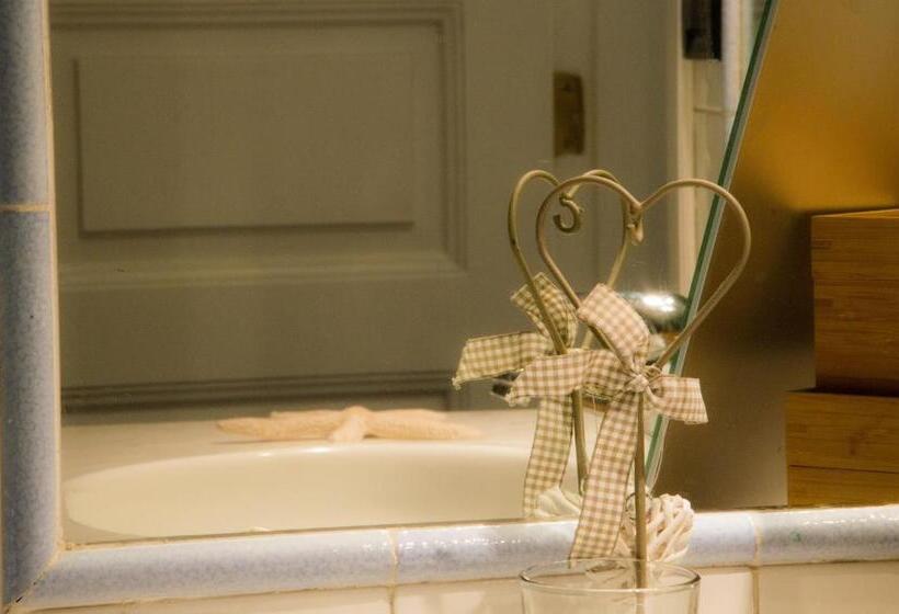 Studio Deluxe, Casa Del Corso