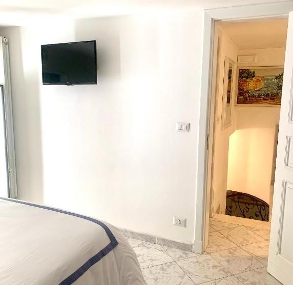 Studio Deluxe, Casa Del Corso