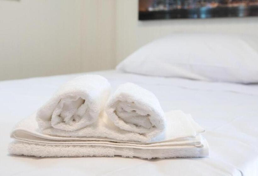 חדר משפחתי, Green Balera