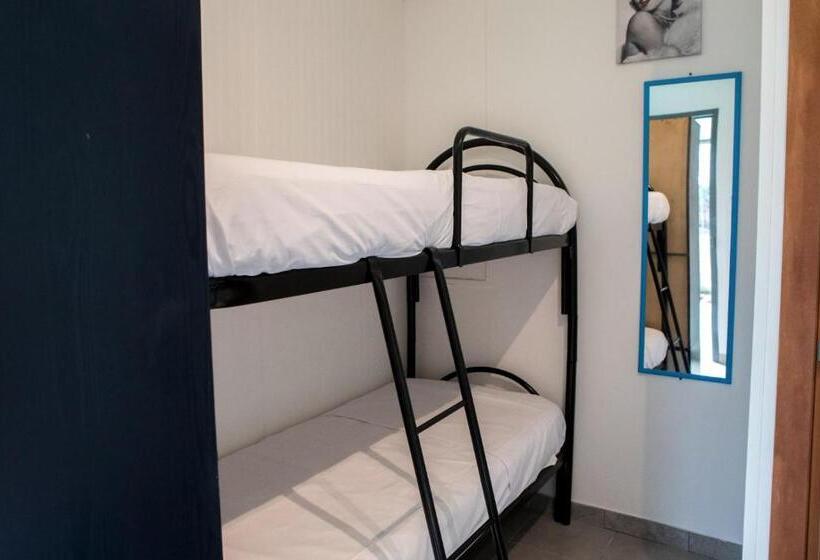 חדר משפחתי, Green Balera