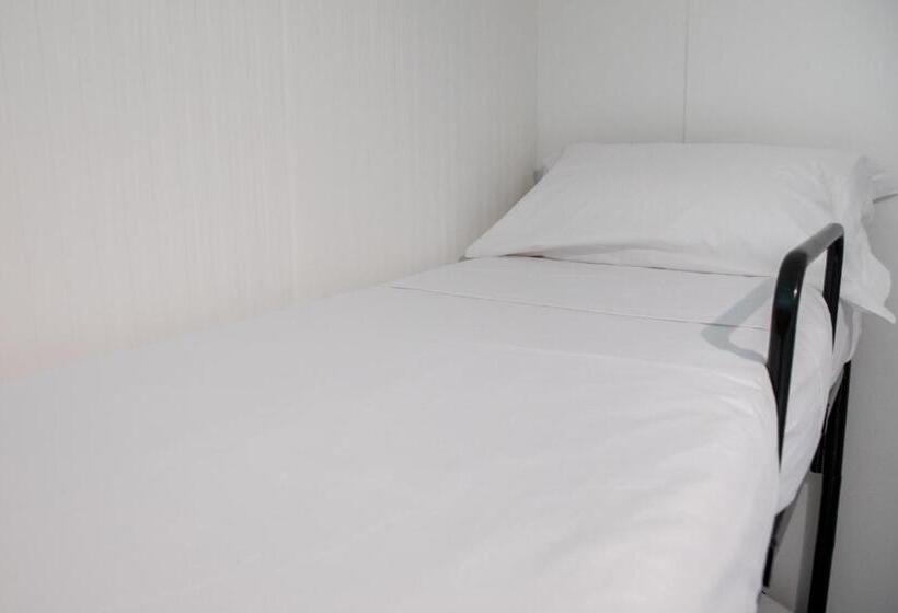 חדר משפחתי, Green Balera