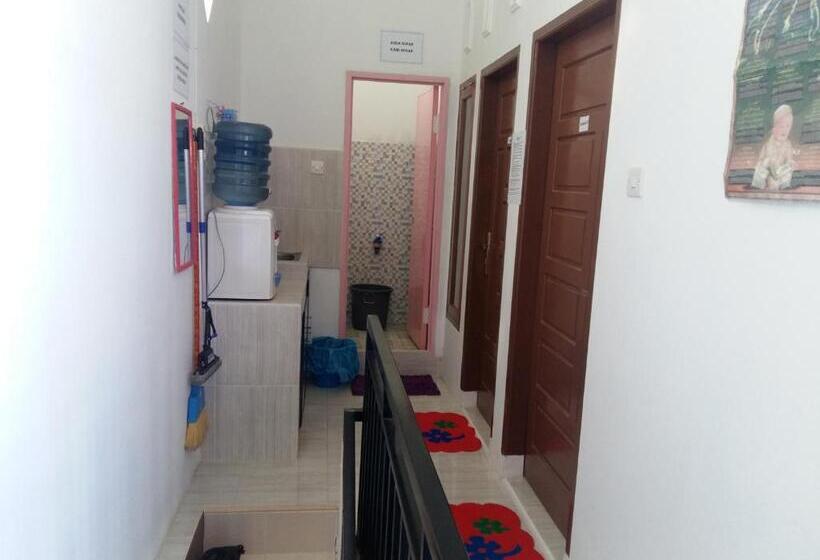 חדר סטנדרט חדר אמבטיה משותף, Penginapan Rezki Syariah