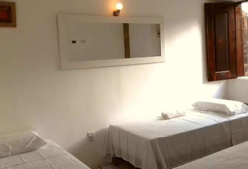 غرفة قياسية ثلاثية, Pousada Catarina Mina