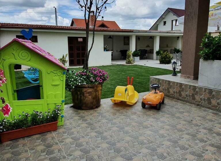 اتاق استاندارد, Vila De La Lugas