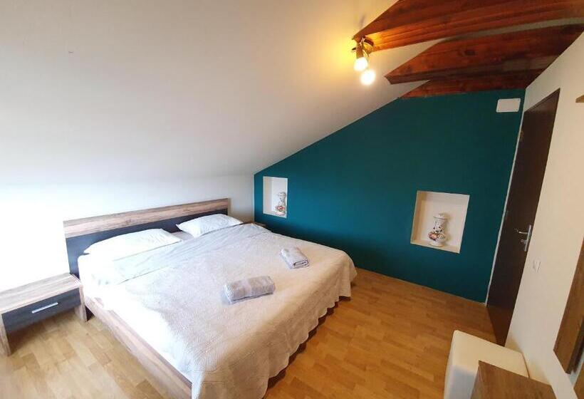 آپارتمان 1 خوابه, Vila De La Lugas