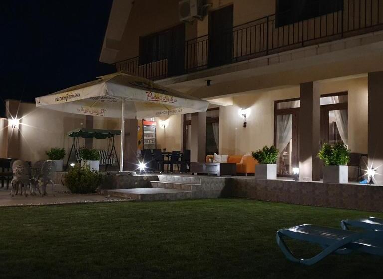 ویلای سوپریور 1 خوابه, Vila De La Lugas