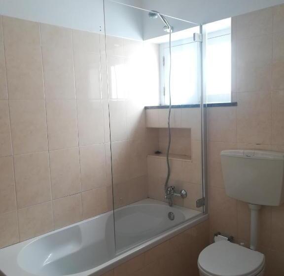 스탠다드 룸, Pirata Hostel Milfontes