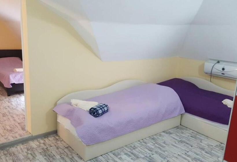 غرفة إقتصادية رباعية, & Restaurant Kotel