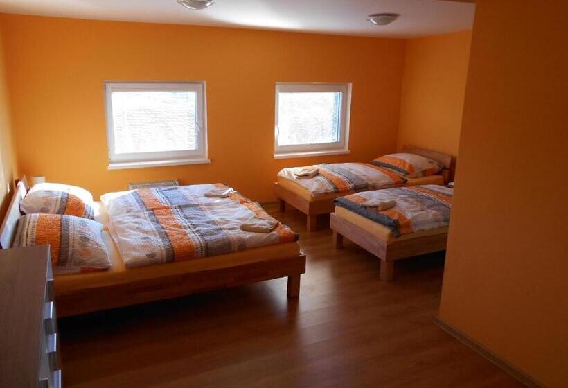 スタンダード４人部屋, Penzion Imrichovi