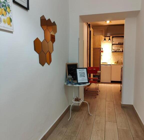 غرفة ديلوكس مزودة بشرفة, Hercules House   Il Riposo Degli Eroi